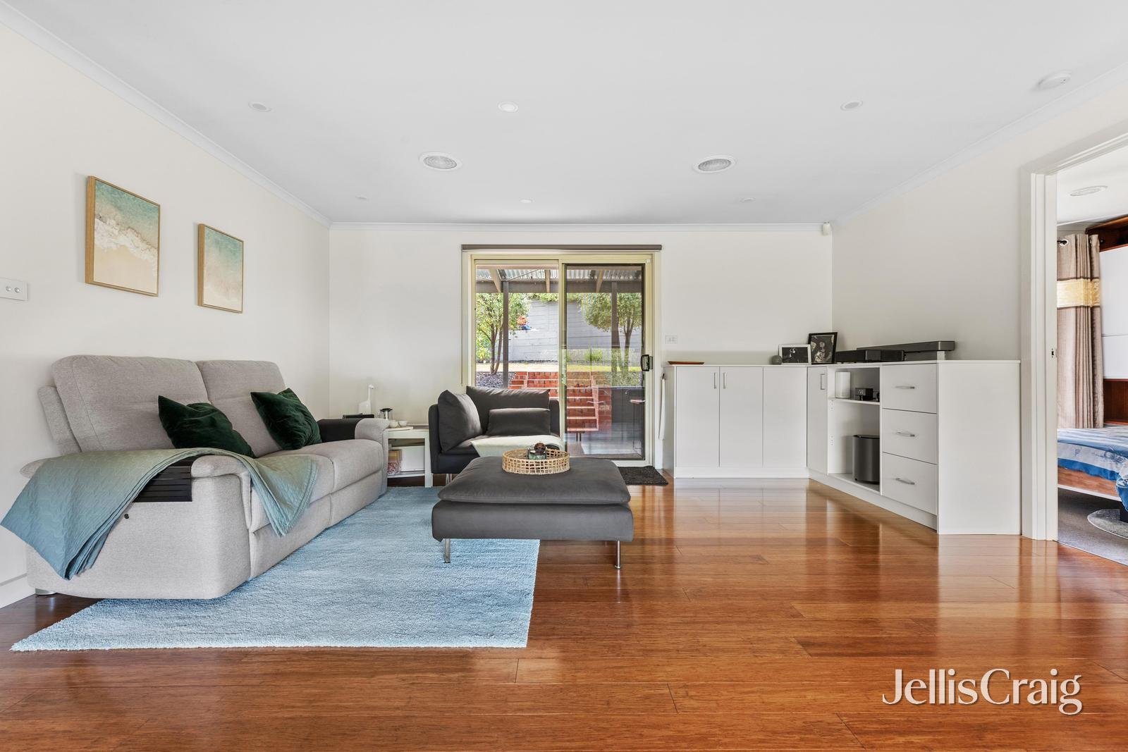 51 Parry Road, Eltham North image 5