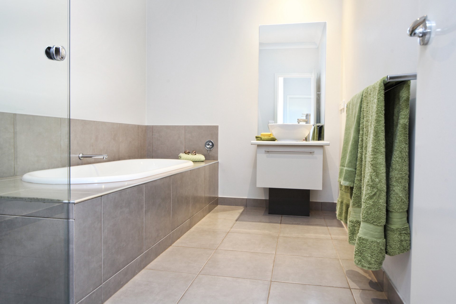 Property Gallery Thumbnail 16
