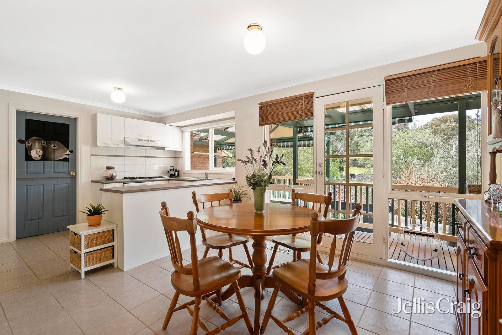 51 Ruthven Way, Ringwood&nbsp;East image 3
