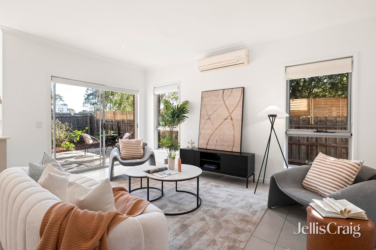 51 Shelley Street, Heidelberg Heights image 2