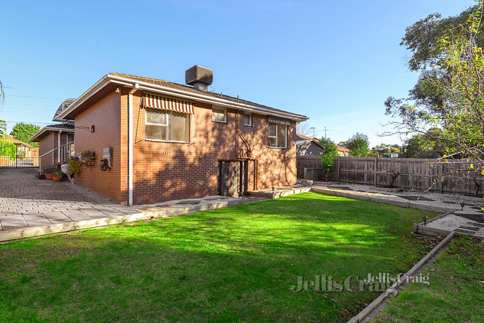 51 Therese Avenue, Mount Waverley image 9