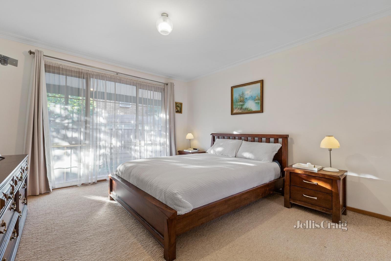 51 Whalley Drive, Wheelers Hill image 7