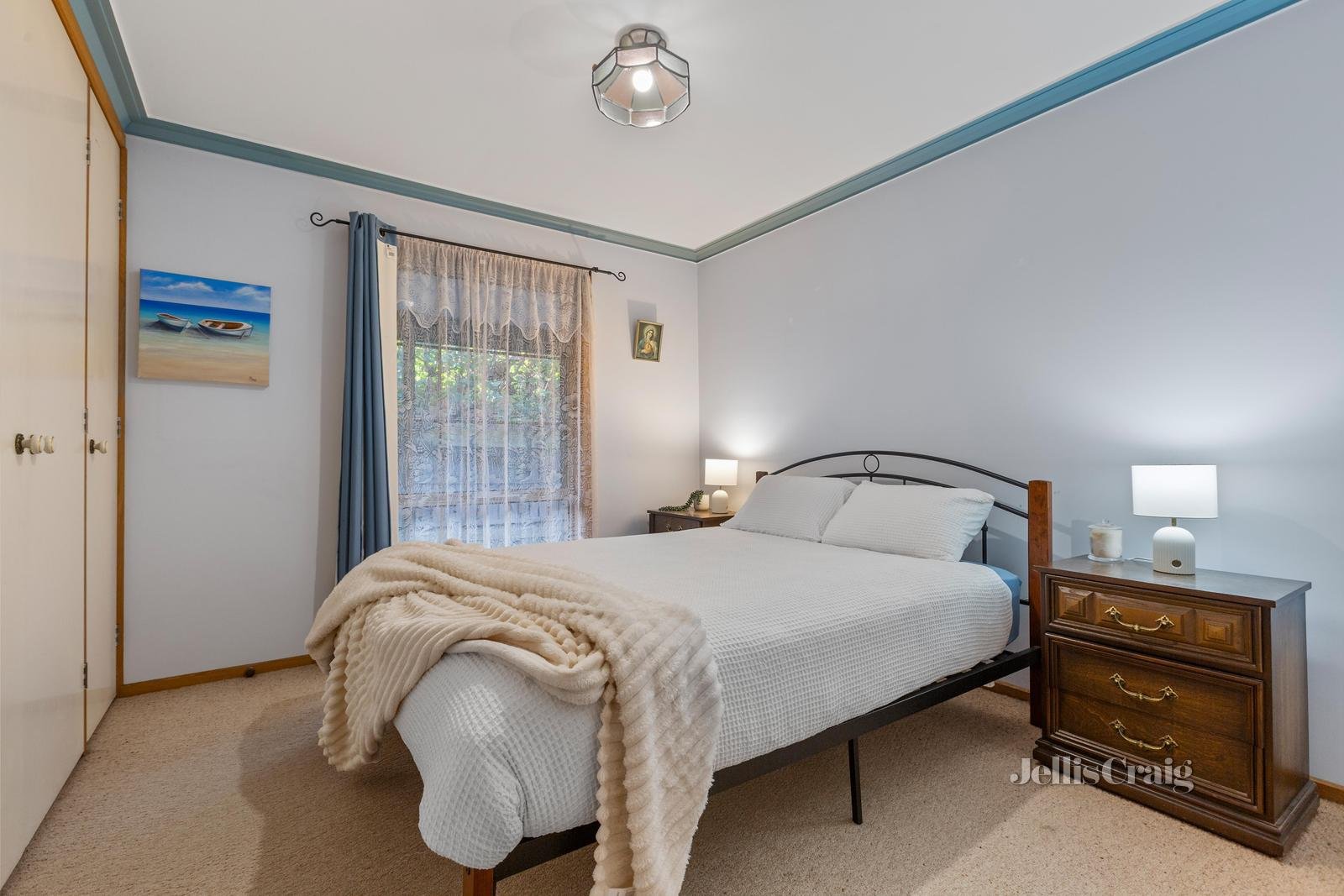 51 Whalley Drive, Wheelers Hill image 9