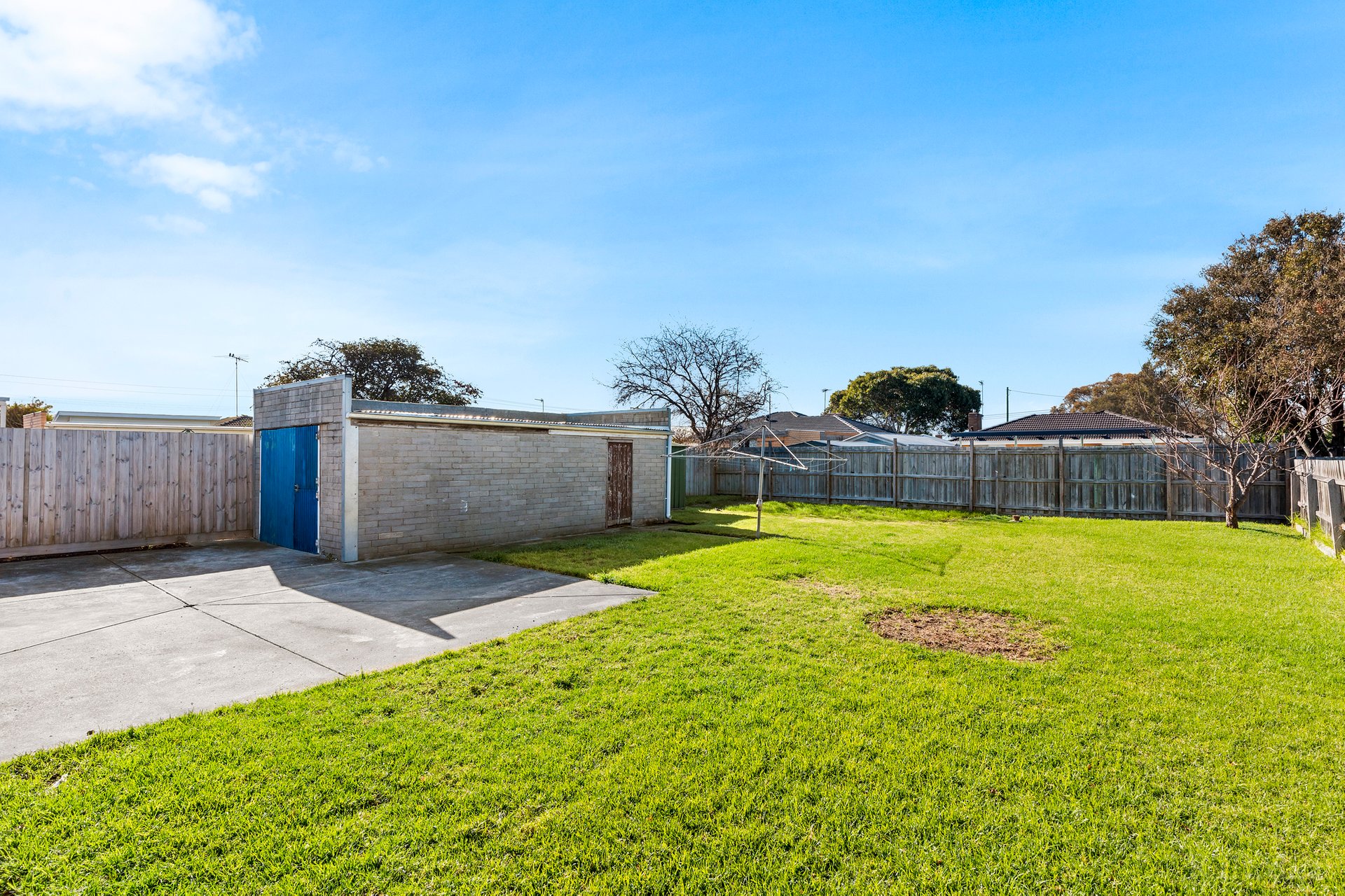 Property Gallery Thumbnail 8