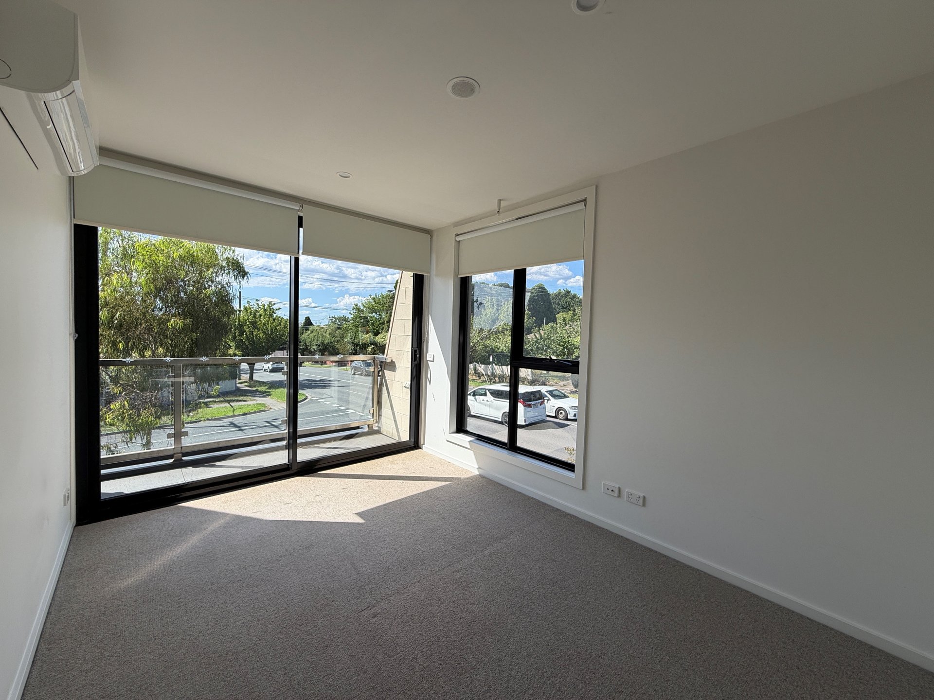 5/1 Winton Street, Burwood image 3
