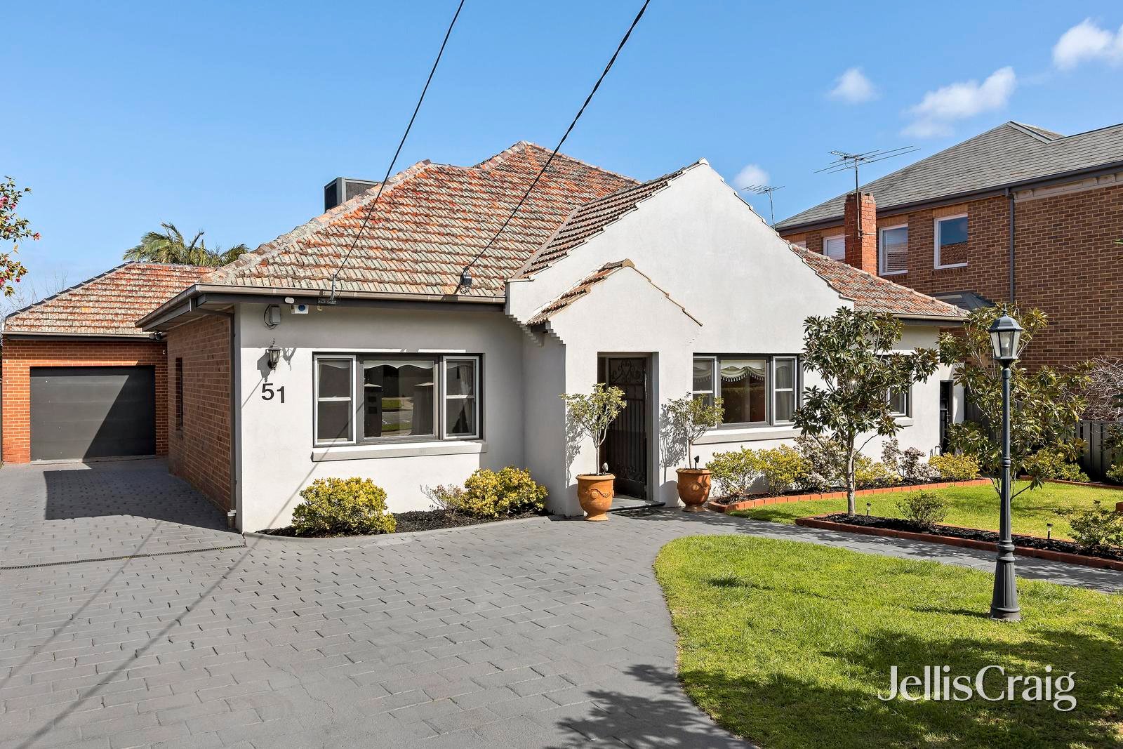51 Woolley Street, Essendon image 1