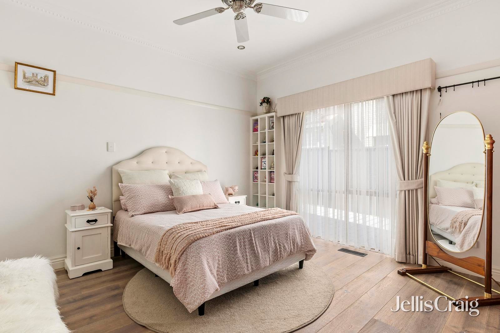 51 Woolley Street, Essendon image 9