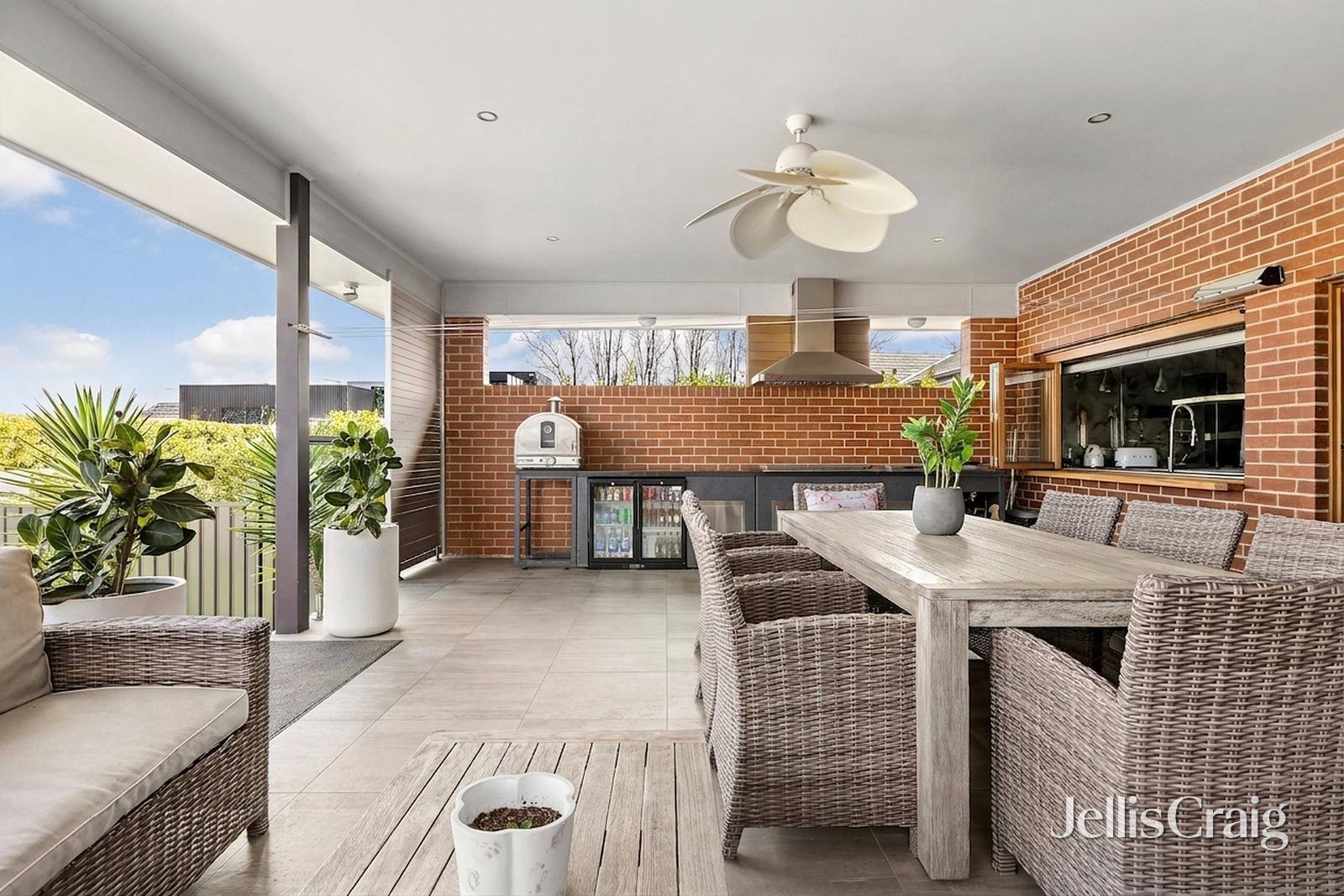 51 Woolley Street, Essendon image 13