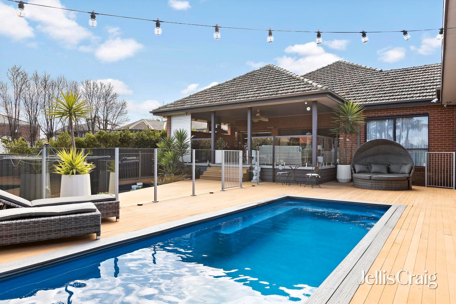 51 Woolley Street, Essendon image 14