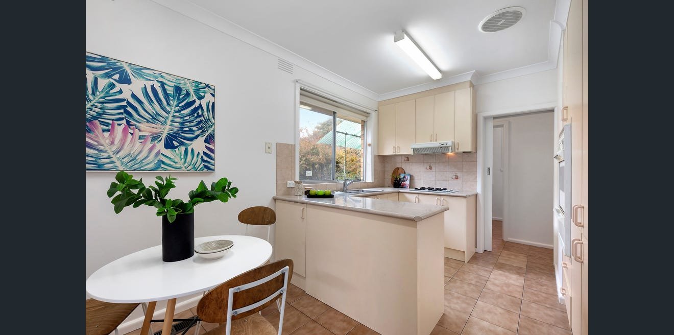 5/10 Brenbeal Street, Balwyn image 3