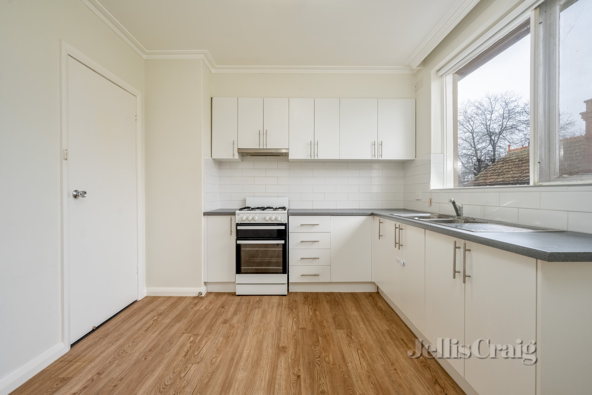 5/10 Coppin Street, Malvern East image 2