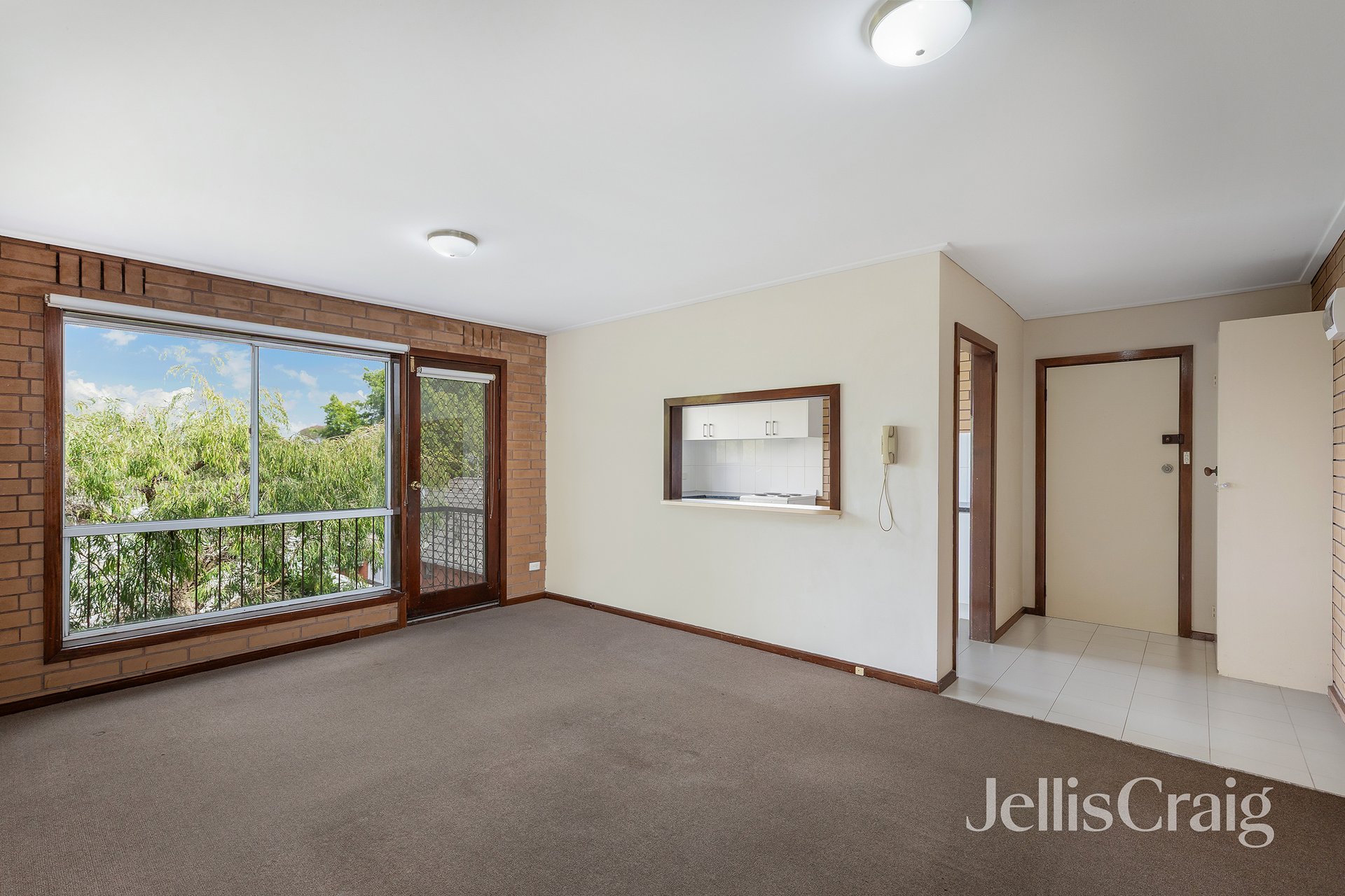 5/10 Firth St, Doncaster image 2