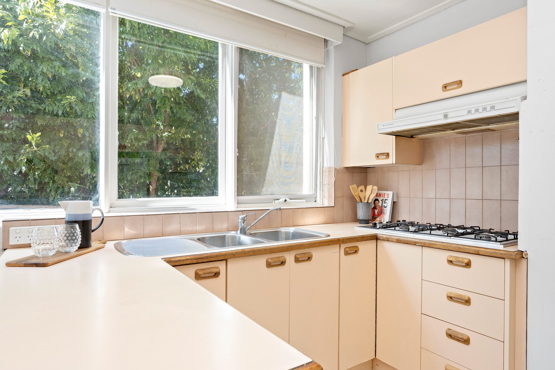 Property Gallery Thumbnail 3