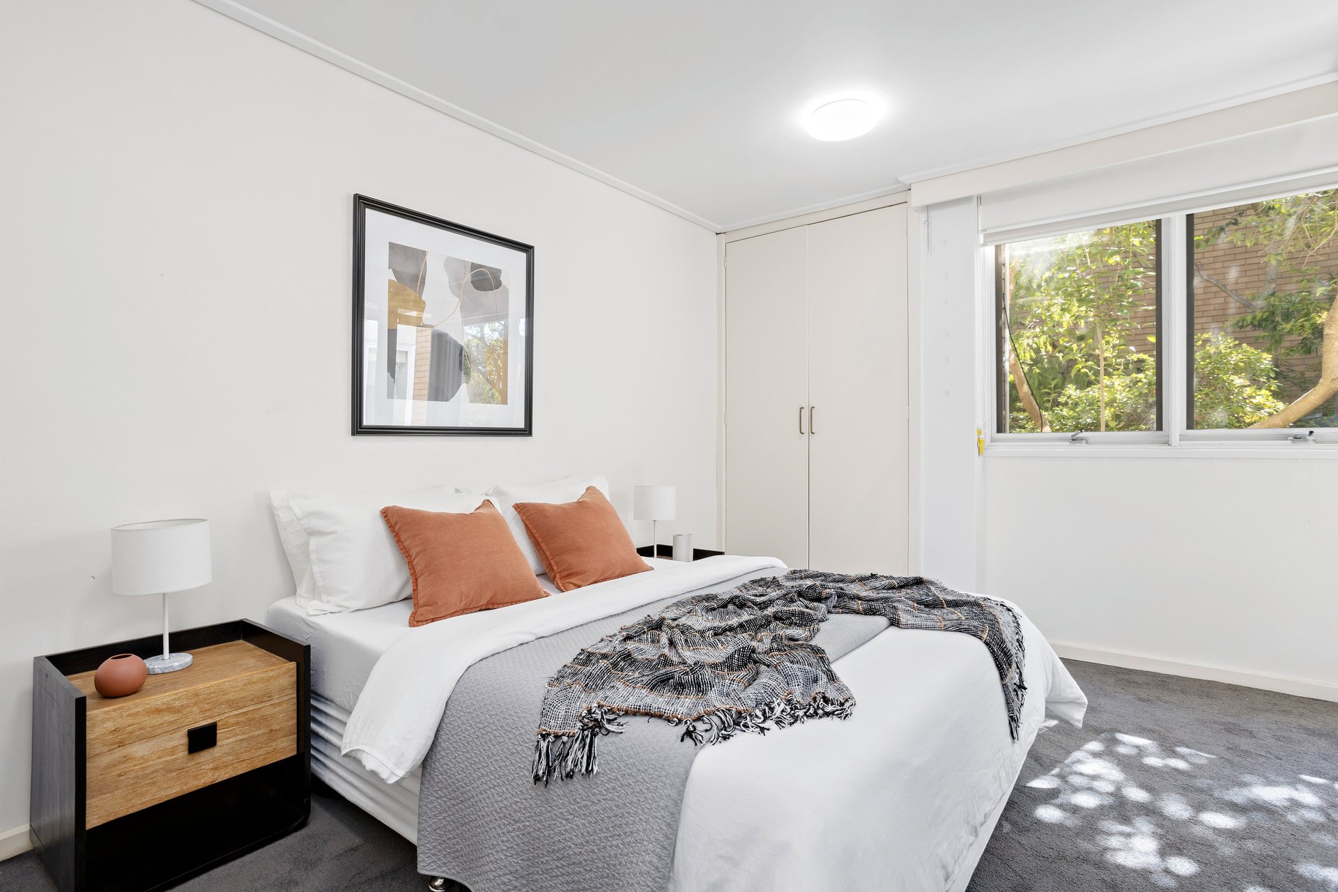 Property Gallery Thumbnail 8