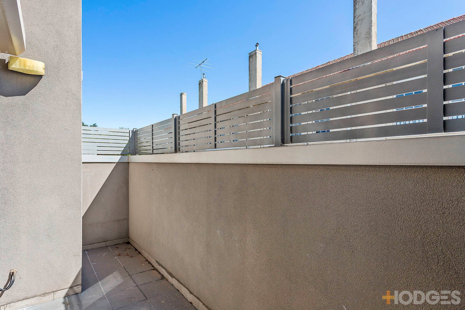 5 / 10 Rosamond Road Footscray