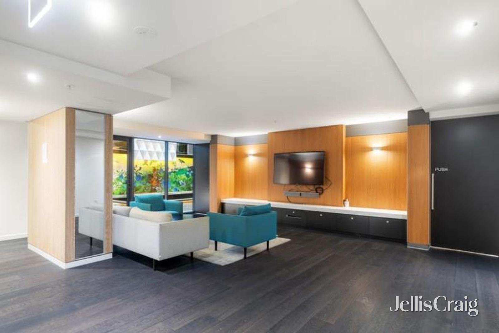 510/108 Flinders Street, Melbourne image 2