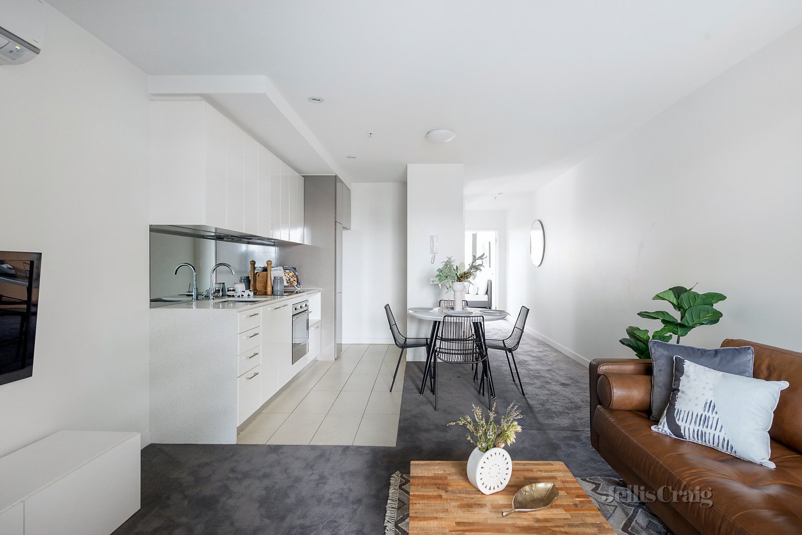 5102/185 Weston Street, Brunswick East image 3