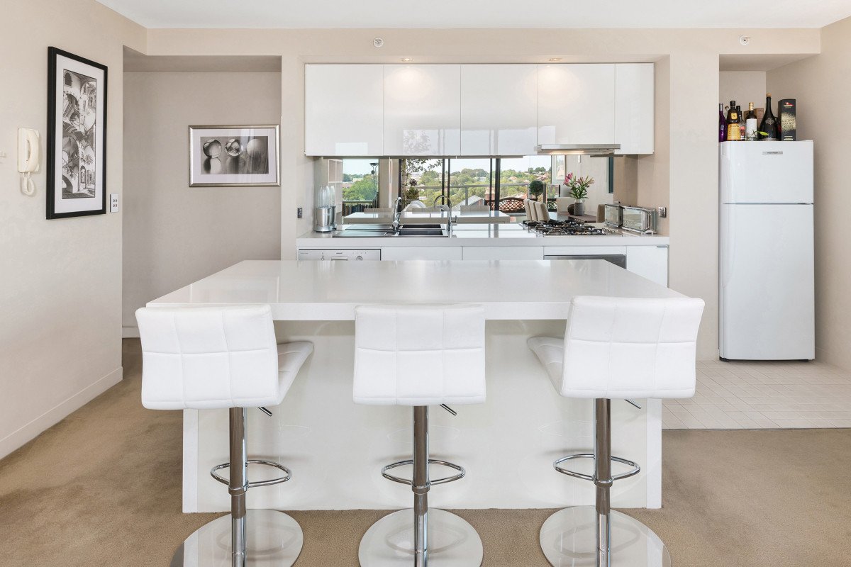 510/377 Burwood Road, Hawthorn image 2
