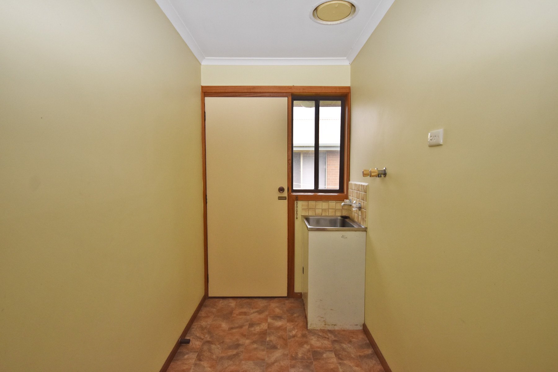 5/104 Sherlock Road, Mooroolbark image 6