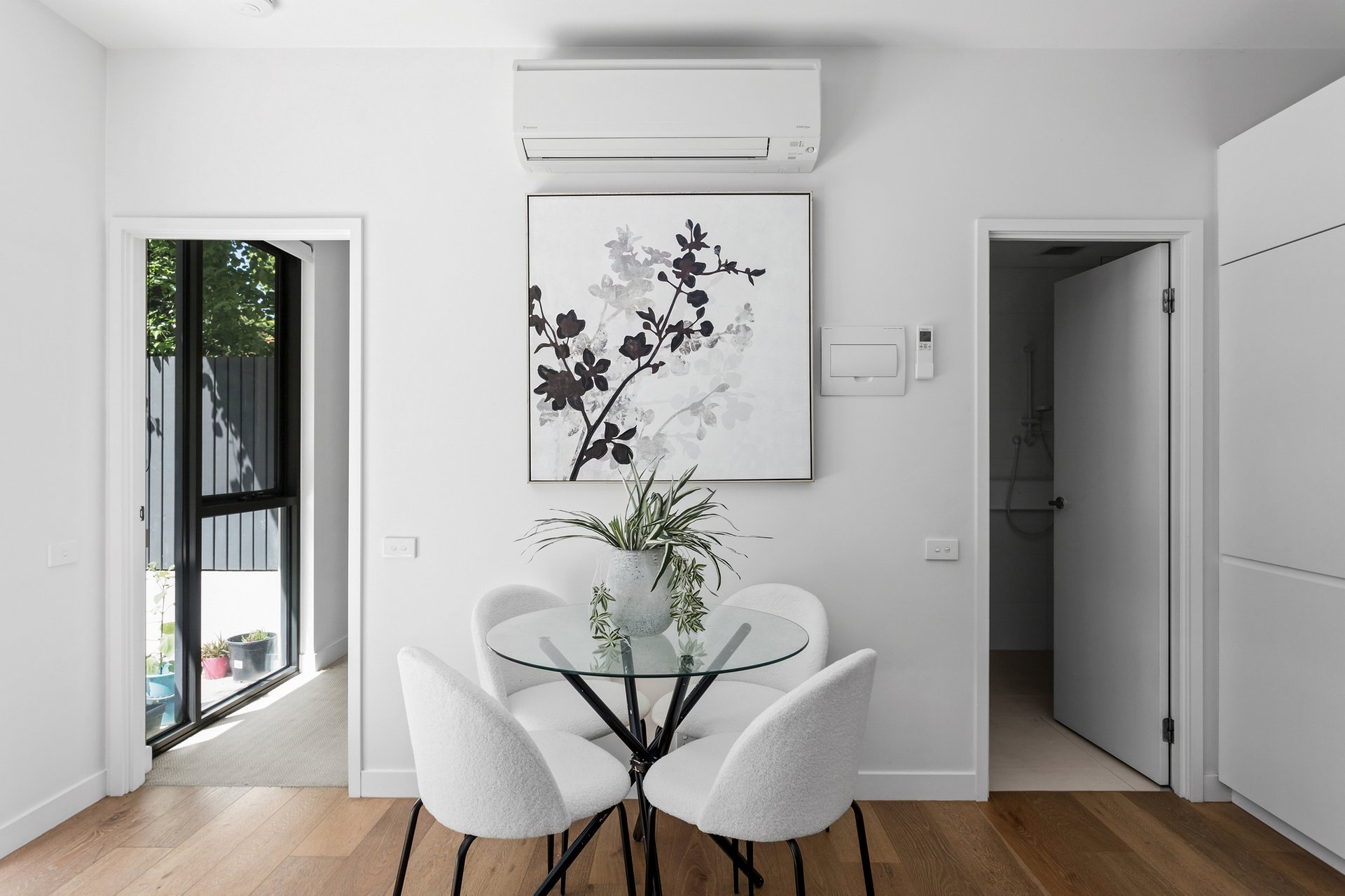 Property Gallery Thumbnail 5