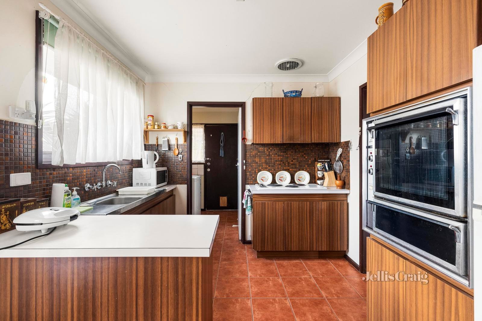 5/11 Coorigil Road, Carnegie image 4