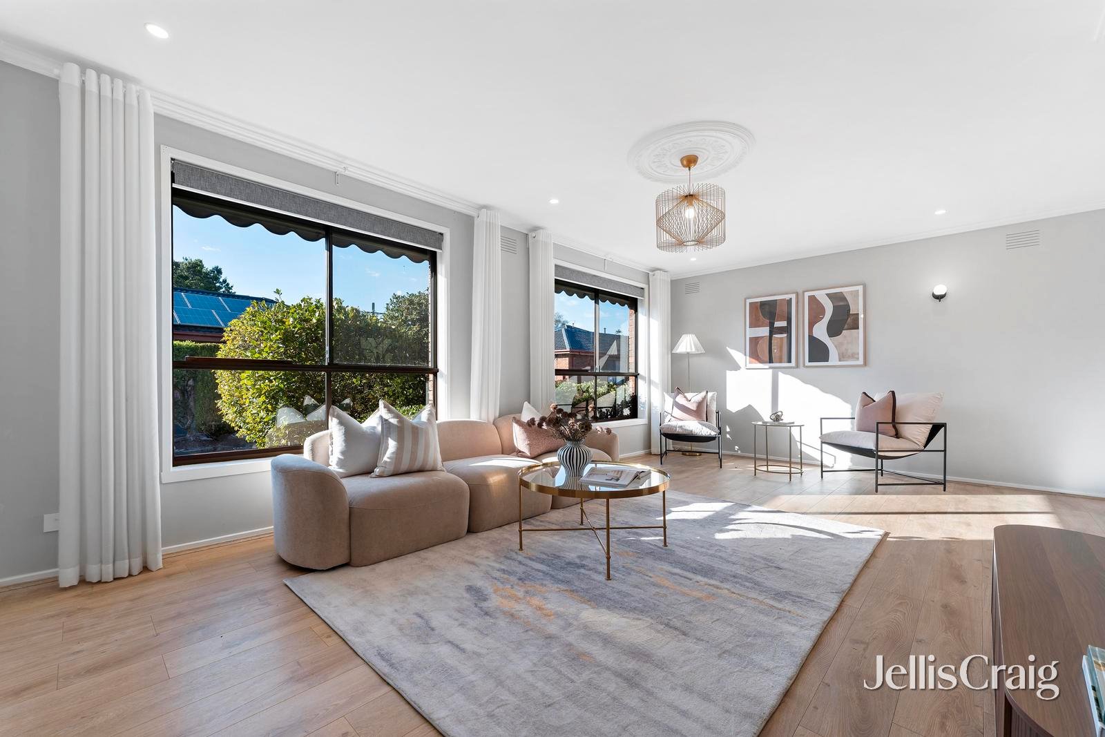 5/11 Windsor Street, Burwood&nbsp;East image 2