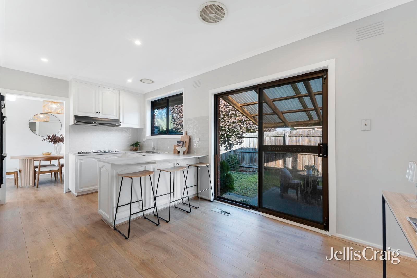 5/11 Windsor Street, Burwood&nbsp;East image 6