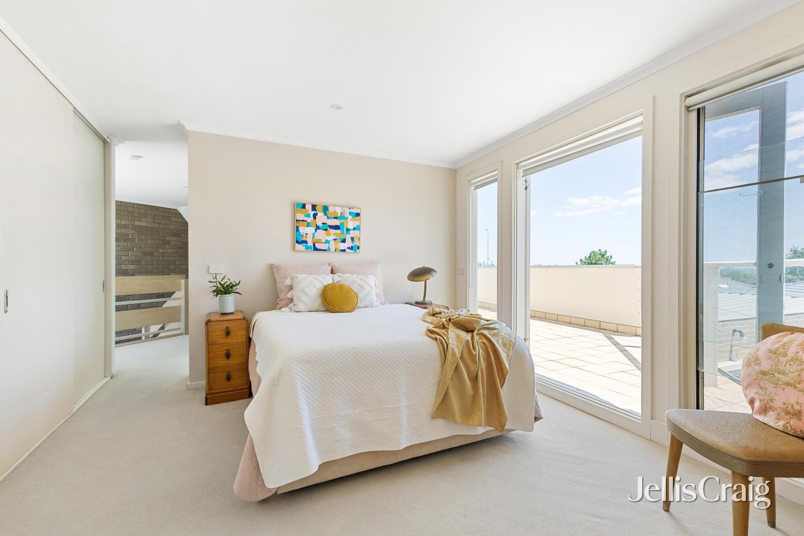 5/11 Yarrbat Avenue, Balwyn image 5