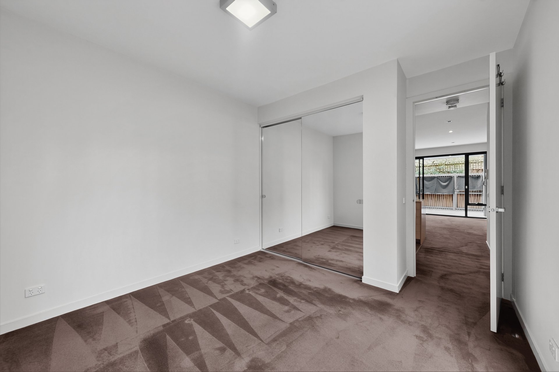 5/111 Riversdale Road, Hawthorn image 4