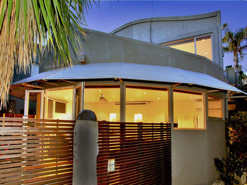 51/15 Beach Street, Port Melbourne image 5