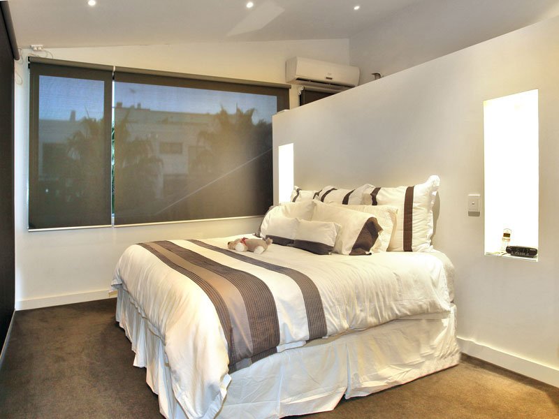 51/15 Beach Street, Port Melbourne image 7