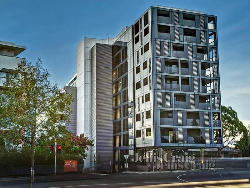 511/5 Sovereign Point Court, Doncaster image 7