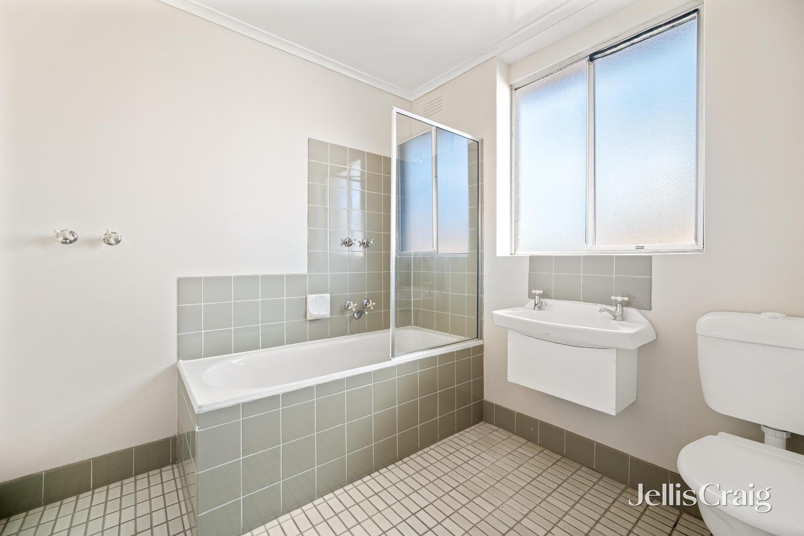 5/117 Park Road, Cheltenham image 6