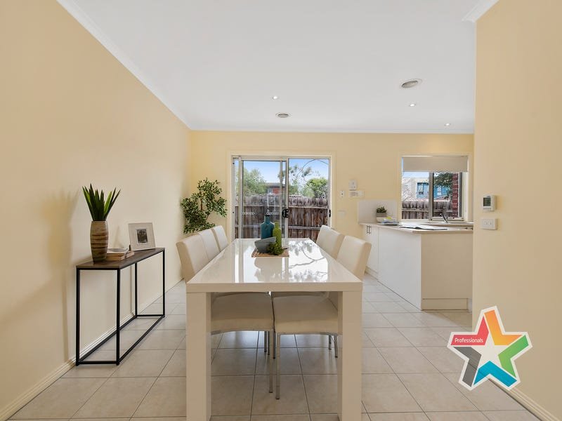 5/12-14 Bond Street, Ringwood image 5