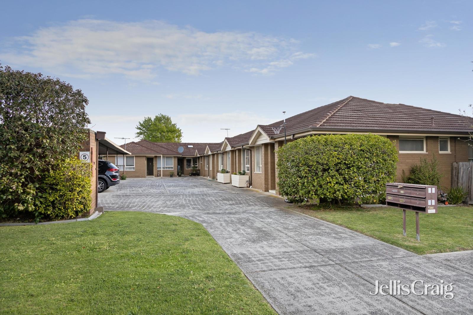 5/12 Argyle Street, Bentleigh East image 1