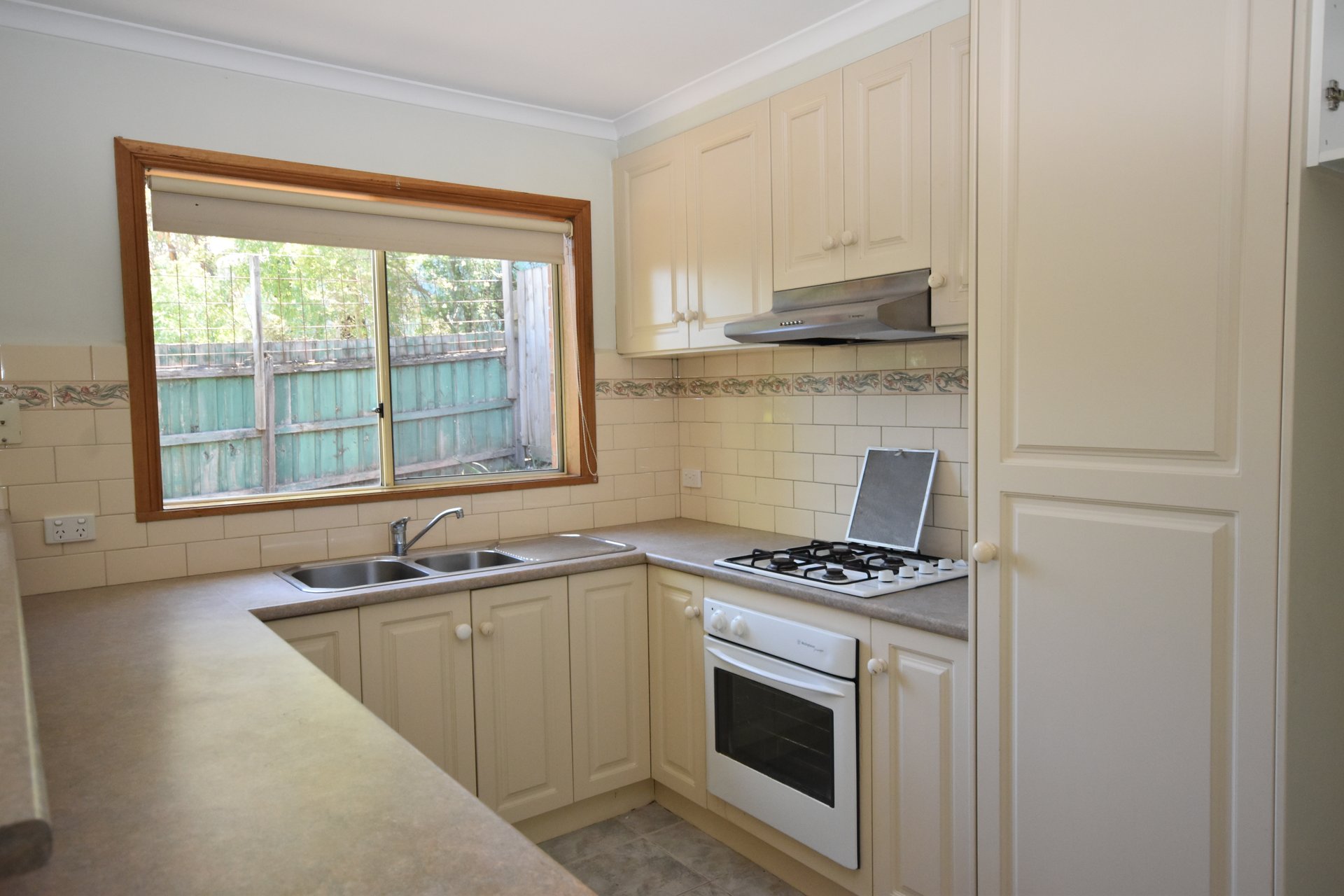 5/12 Mountain View Road, Kilsyth image 4