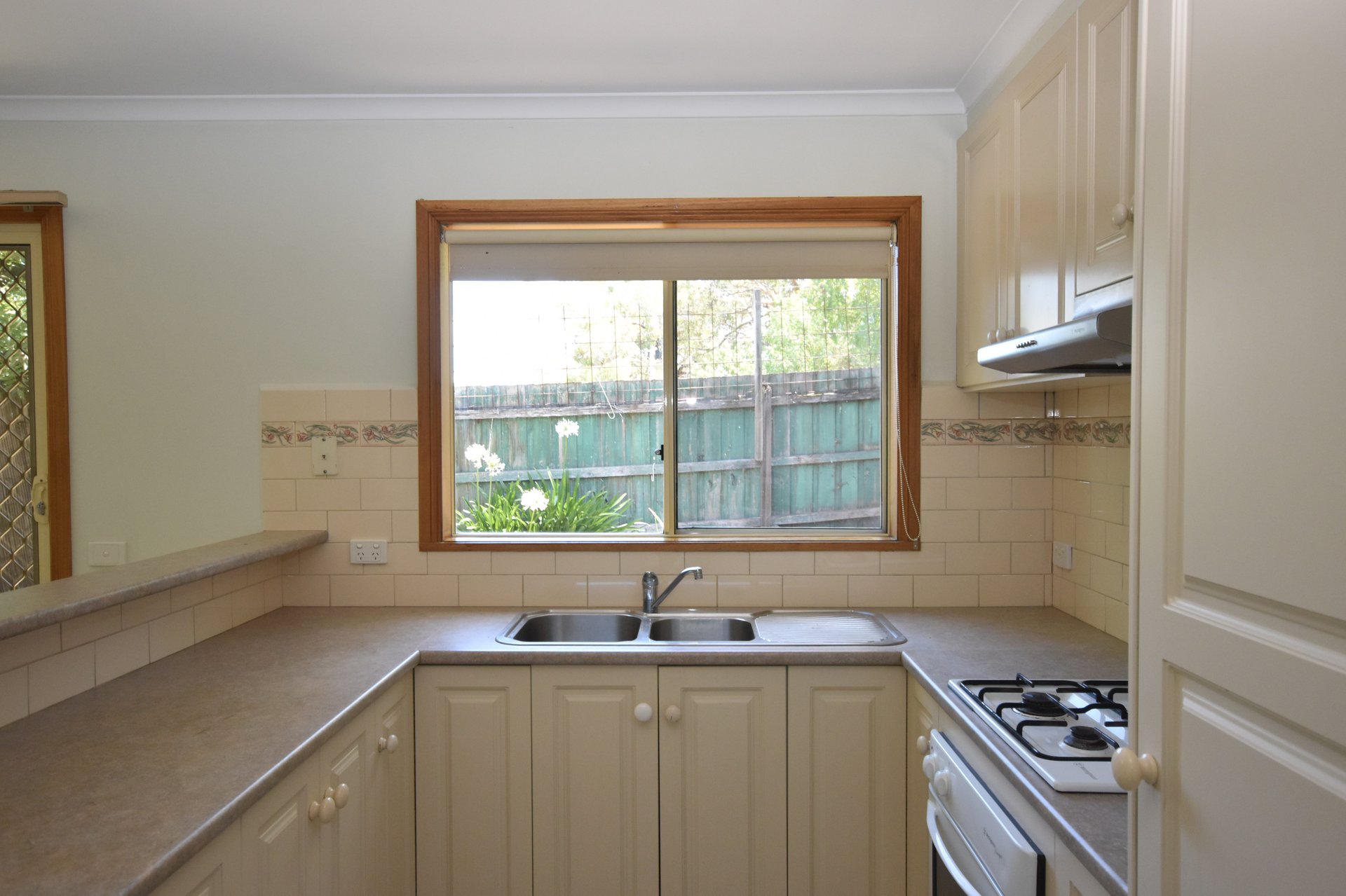 5/12 Mountain View Road, Kilsyth image 5