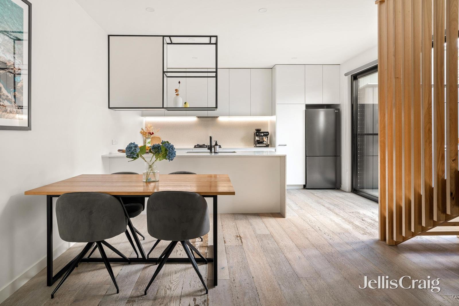 5/12 Phillip Street, Mentone image 3