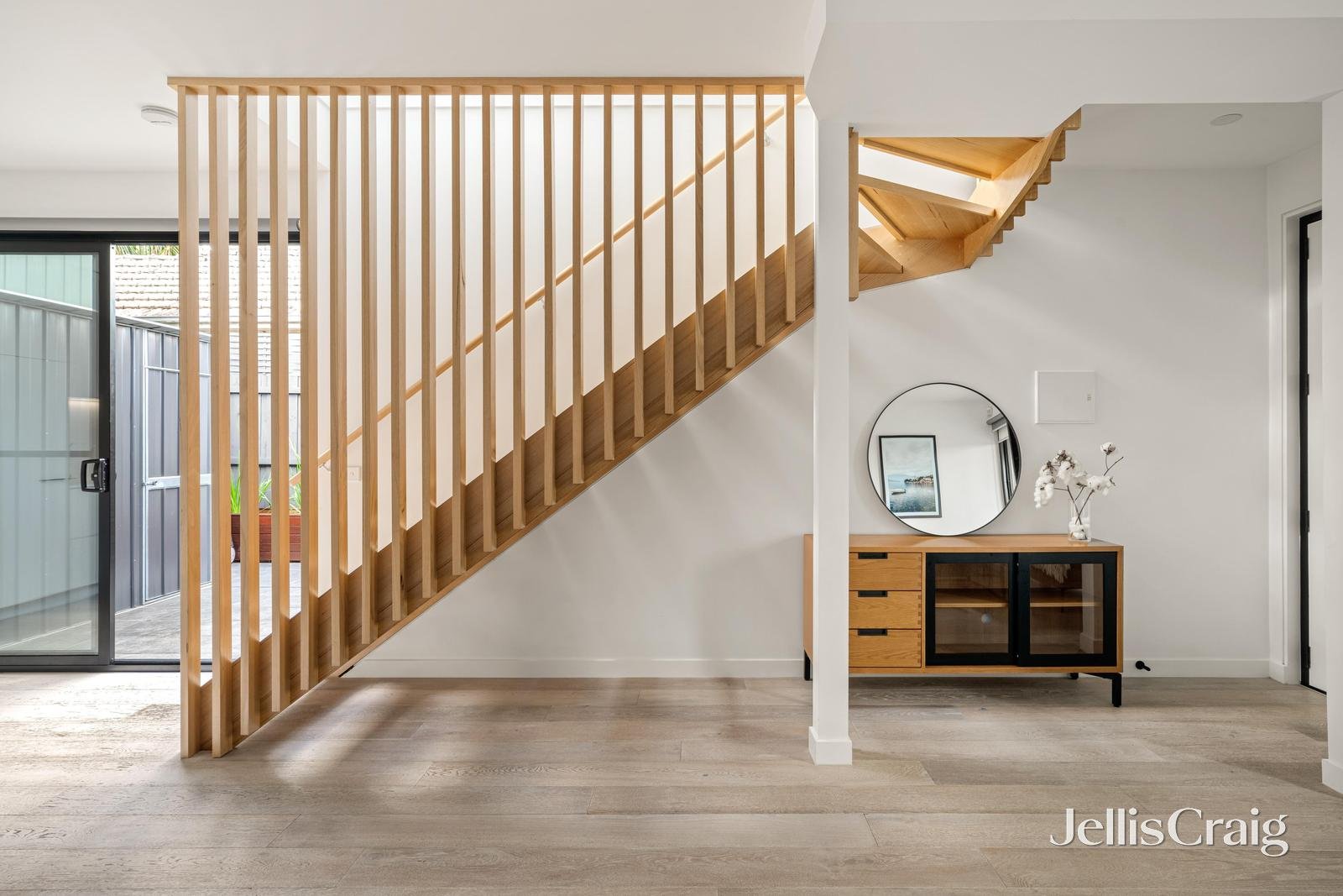 5/12 Phillip Street, Mentone image 4