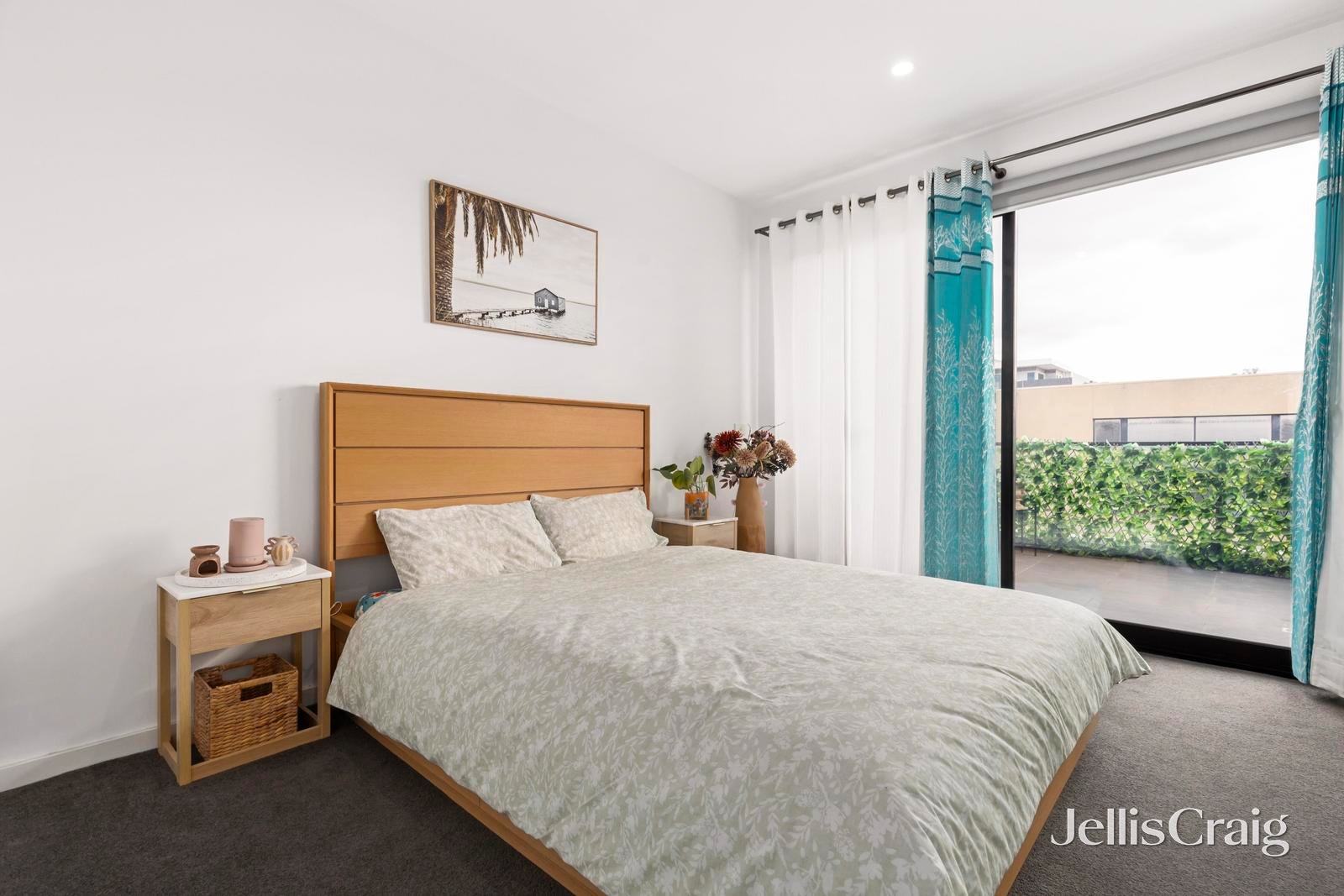 5/12 Red Hill Terrace, Doncaster East image 6
