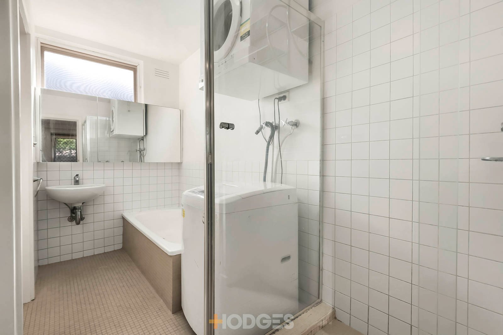 5 / 12 Selwyn Avenue Elwood