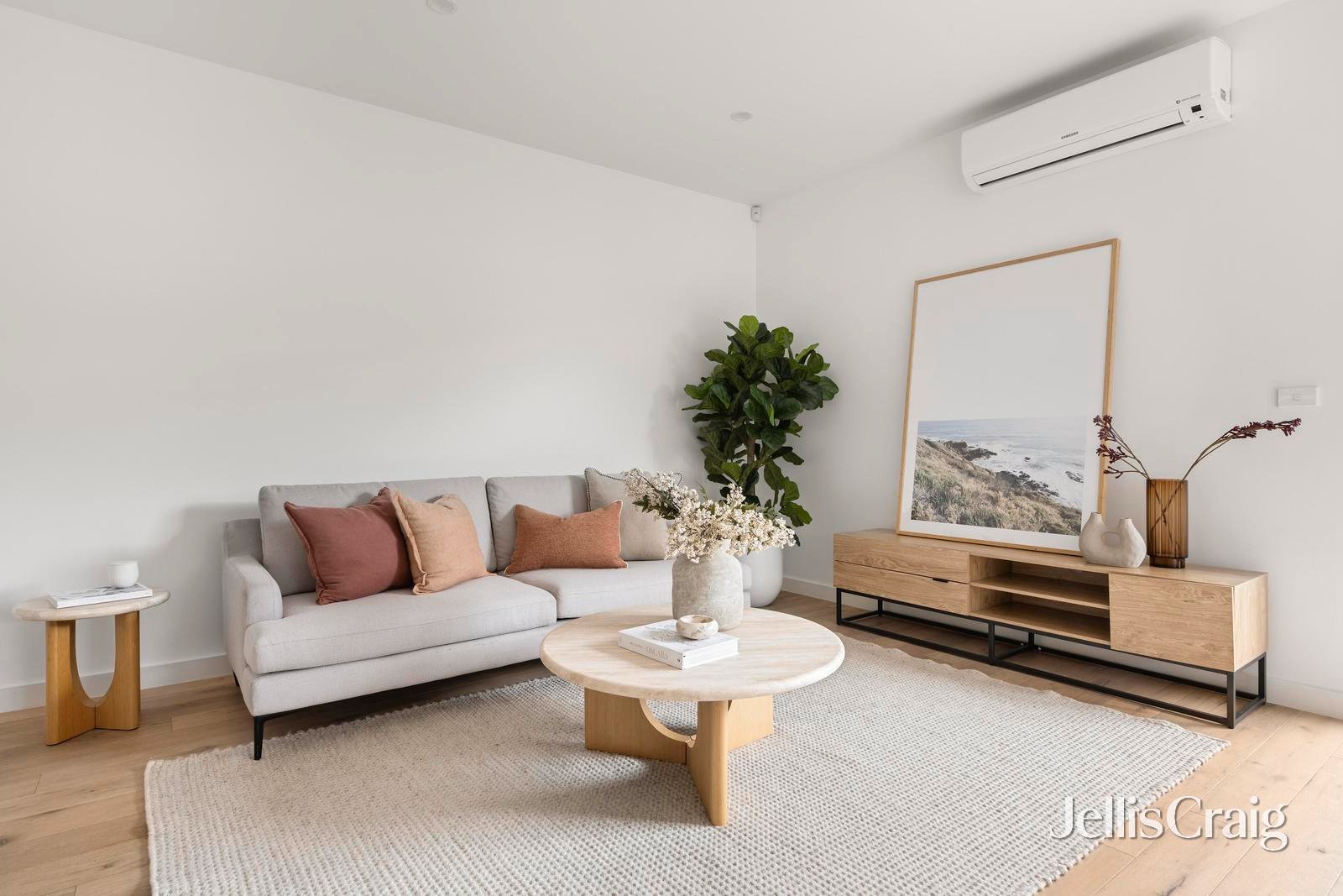 5/120 Roberts Street, Essendon image 2