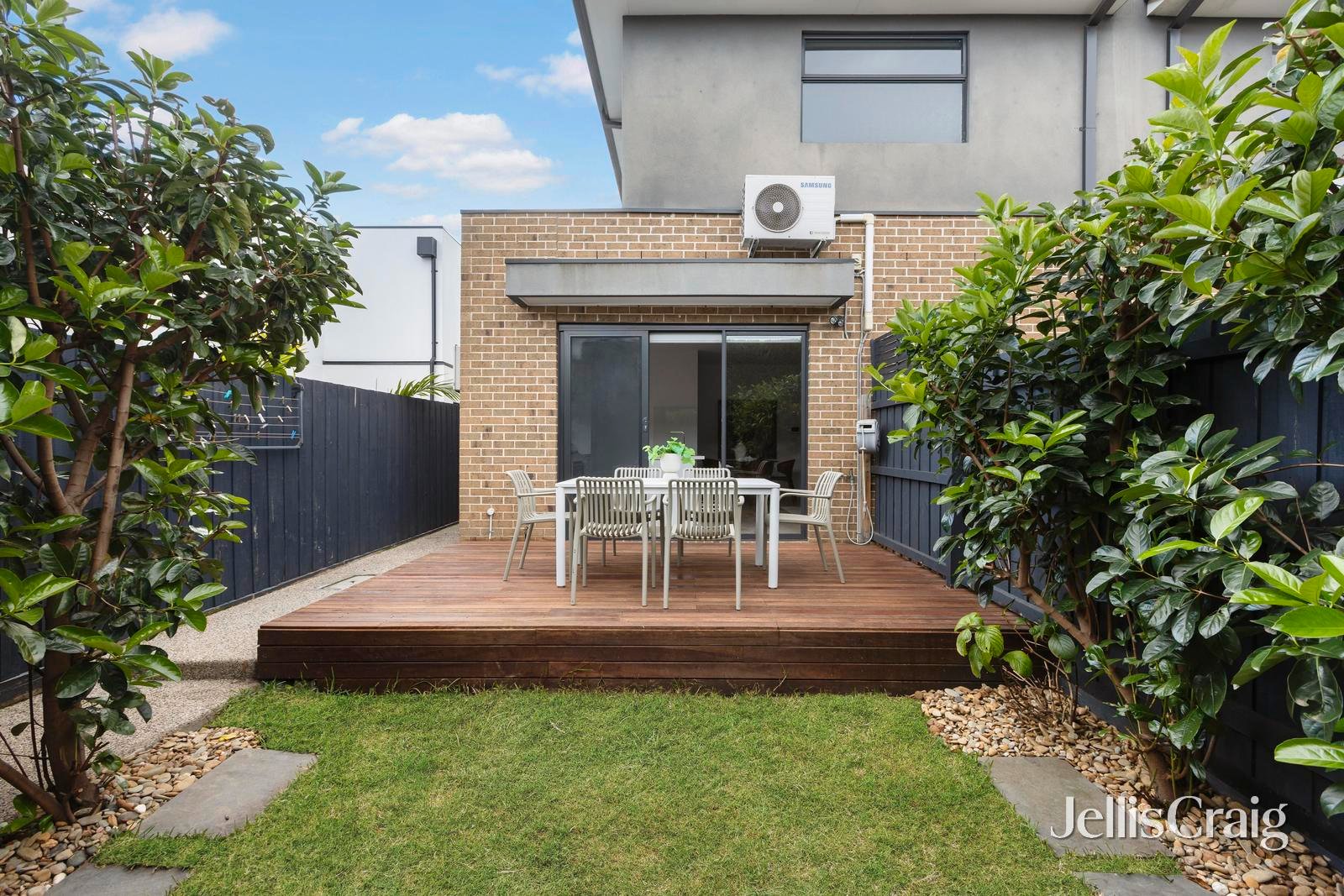 5/120 Roberts Street, Essendon image 8