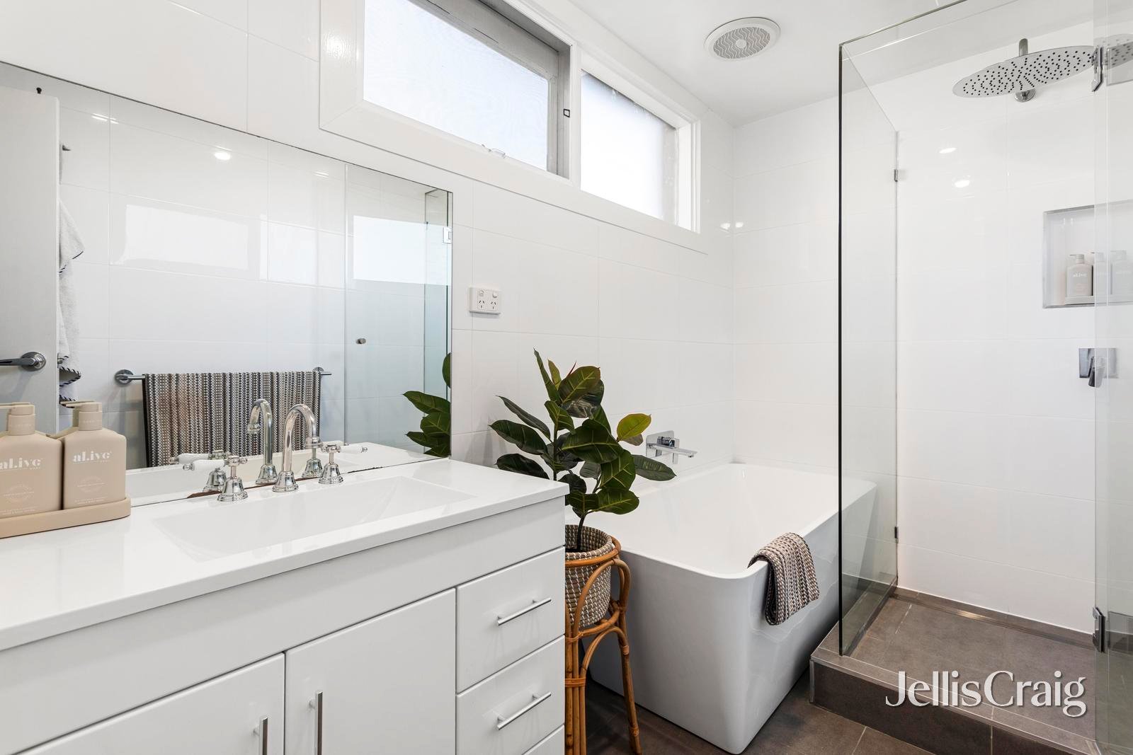 5/122-126 Milton Parade, Glen&nbsp;Iris image 9