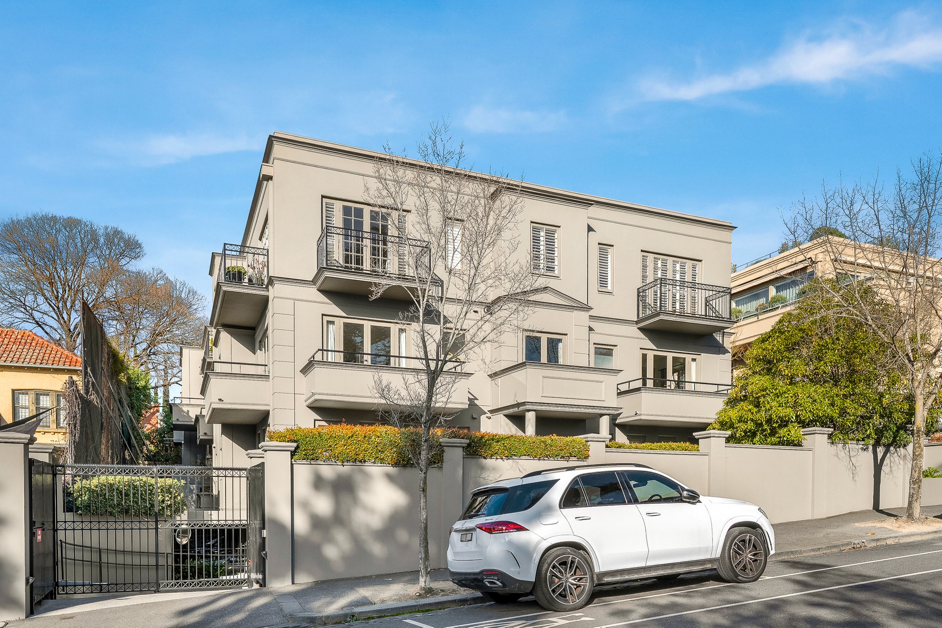 Property Gallery - Main Image