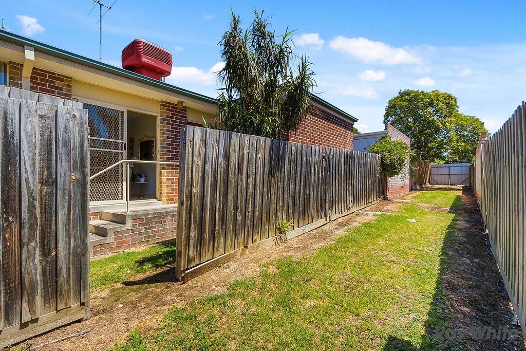 5/128 Thames Street, Box Hill North image 3