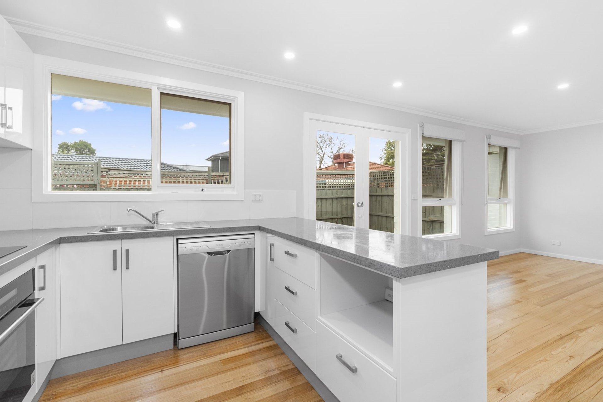 5/13-17 Fowler Street, Chelsea image 4