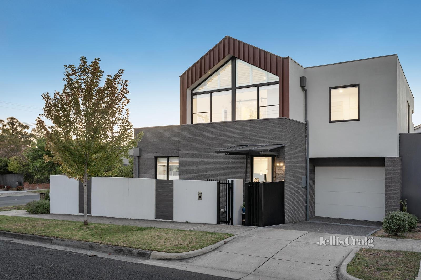 513 Centre Road, Bentleigh image 1