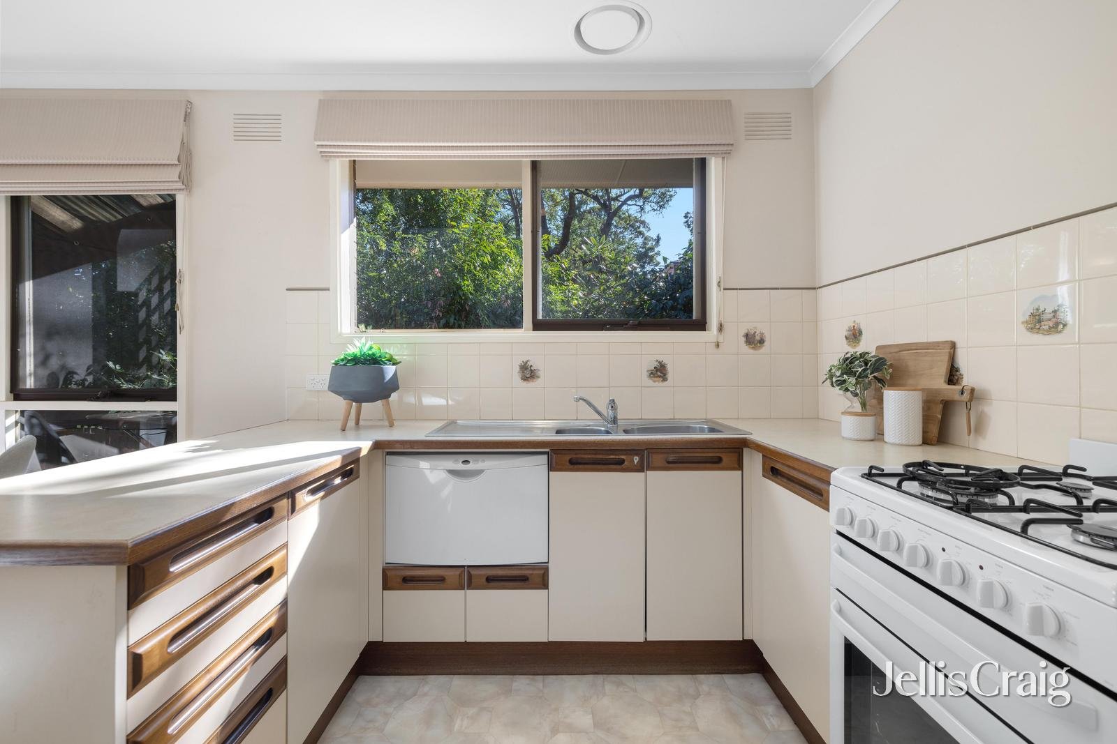 5/13 Lindsay Avenue, Nunawading image 4