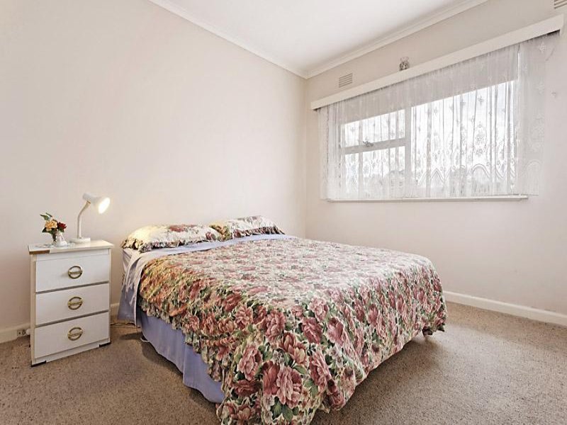 5/13 Scheele Street, Surrey Hills image 5